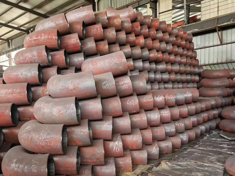 Gomito in acciaio al carbonio